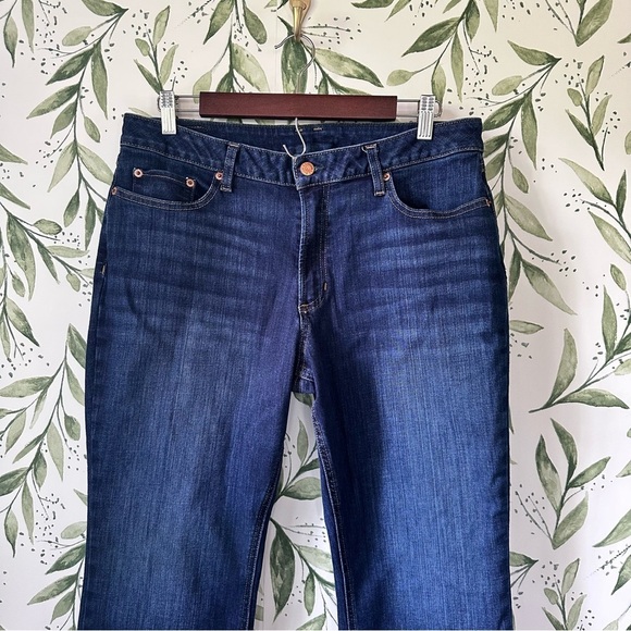 L.L. Bean Beanflex Bootcut Favorite Fit Jeans. 16 Petite. Dark wash. - Picture 2 of 12